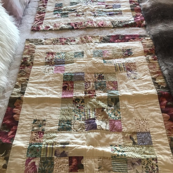 Shams Quilted Standard Set of 2 - Picture 2 of 3